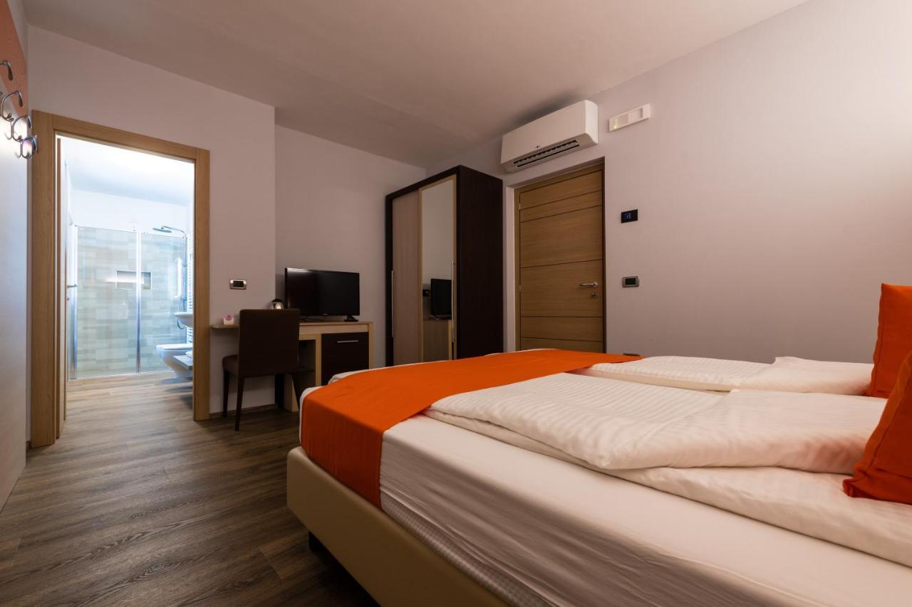 Albergo Casavecchia Tiarno di Sopra エクステリア 写真
