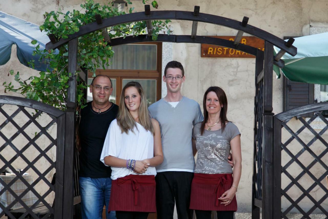 Albergo Casavecchia Tiarno di Sopra エクステリア 写真