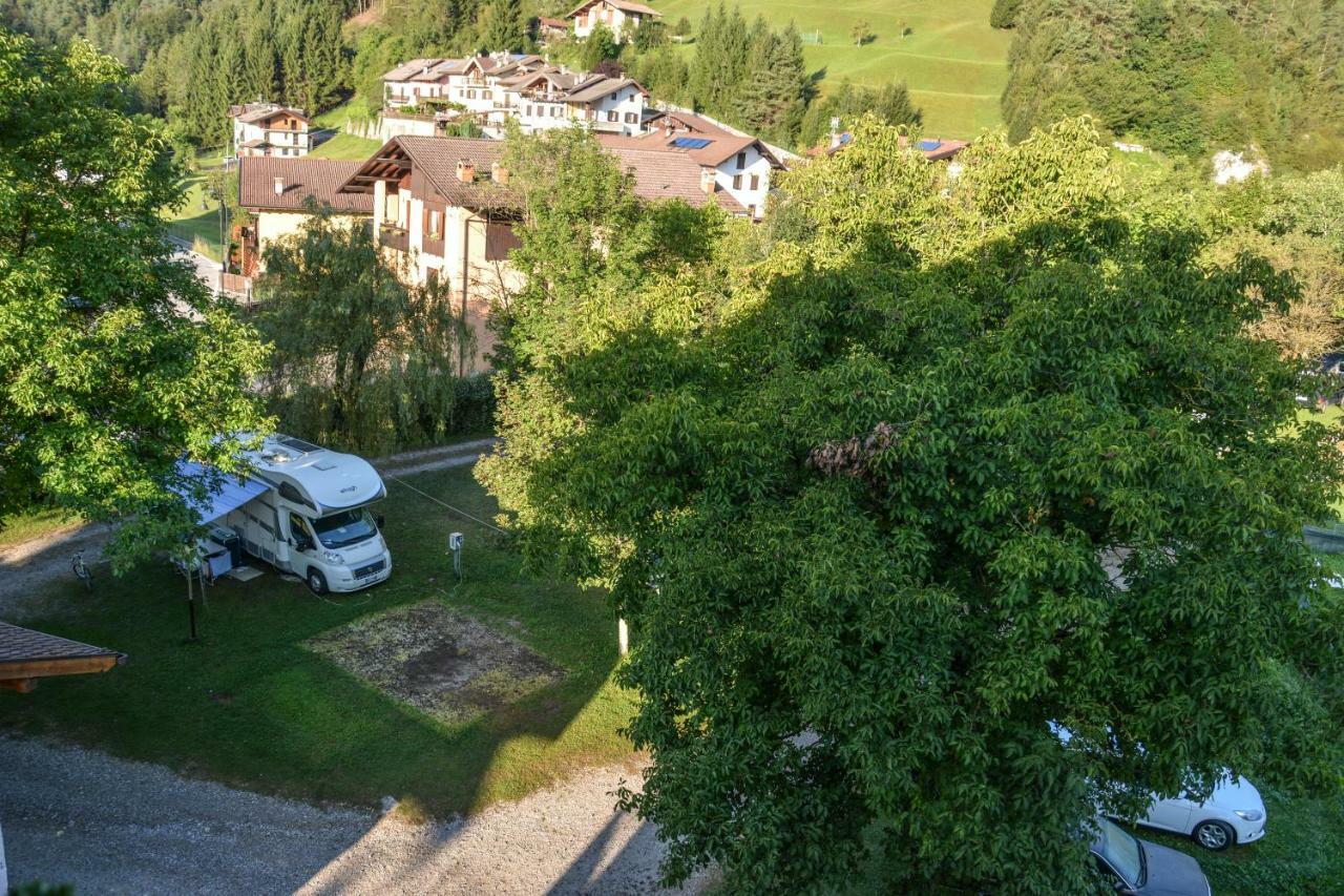 Albergo Casavecchia Tiarno di Sopra エクステリア 写真